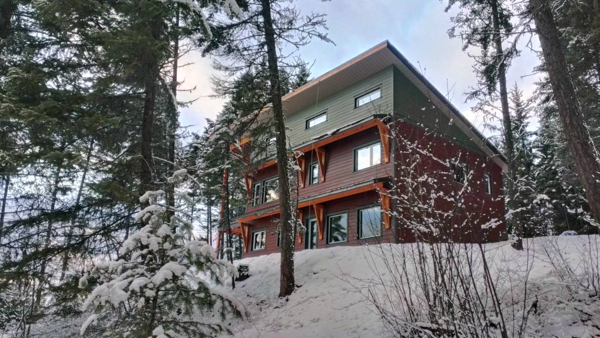 Congrats to our clients for achieving an EnerGuide 90 for this energy efficient home in Vernon. Info/photos here: goo.gl/5IzVhj