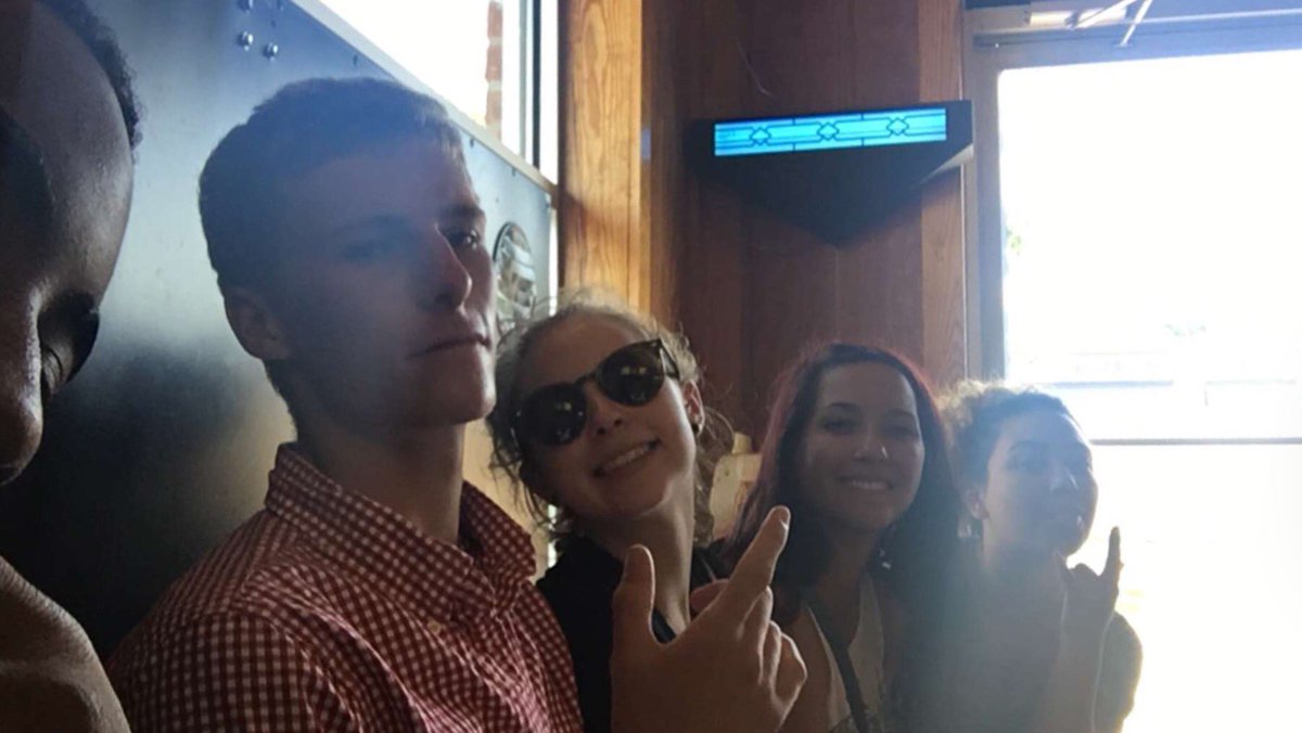 phillip_pow's tweet image. Happy birthday to the young bull. Always been real with the kid. Always love b👌🏼#ganggang #50deep