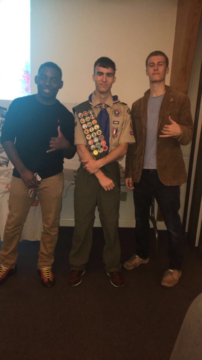 phillip_pow's tweet image. Happy birthday to the young bull. Always been real with the kid. Always love b👌🏼#ganggang #50deep