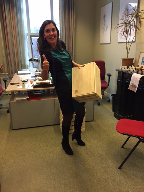 Kerstpakket #pvda #tweedekamer van werkplaats Stijlfactorij #trots #sociaalondernemen #goedgevoel <a href="/marithvolp/">Marith Volp</a> <a href="/PvdA/">Partij van de Arbeid</a>