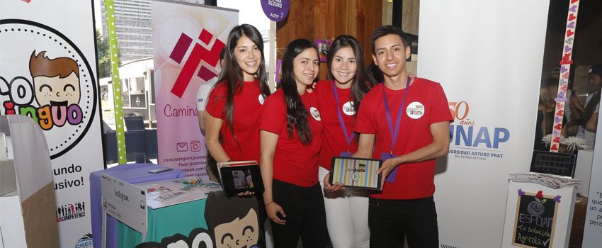 userena's tweet photo. [Emprendimiento] Proyecto #Prolinguo de la #ULS obtiene 2 premios en concurso nacional @Jump_Chile https://t.co/7QGhBssltJ #LaSerena https://t.co/gXLPcdLLvo