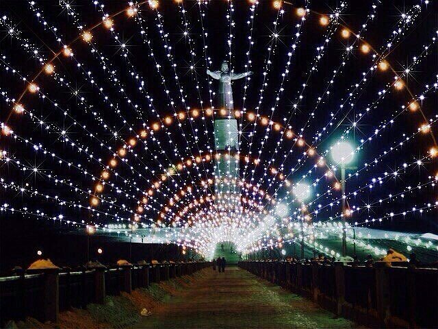 мост-фонтан банпо. пешеходный мост чебоксары. самый длинный световой. самый длинный световой. мост фонтан радуги южная корея.