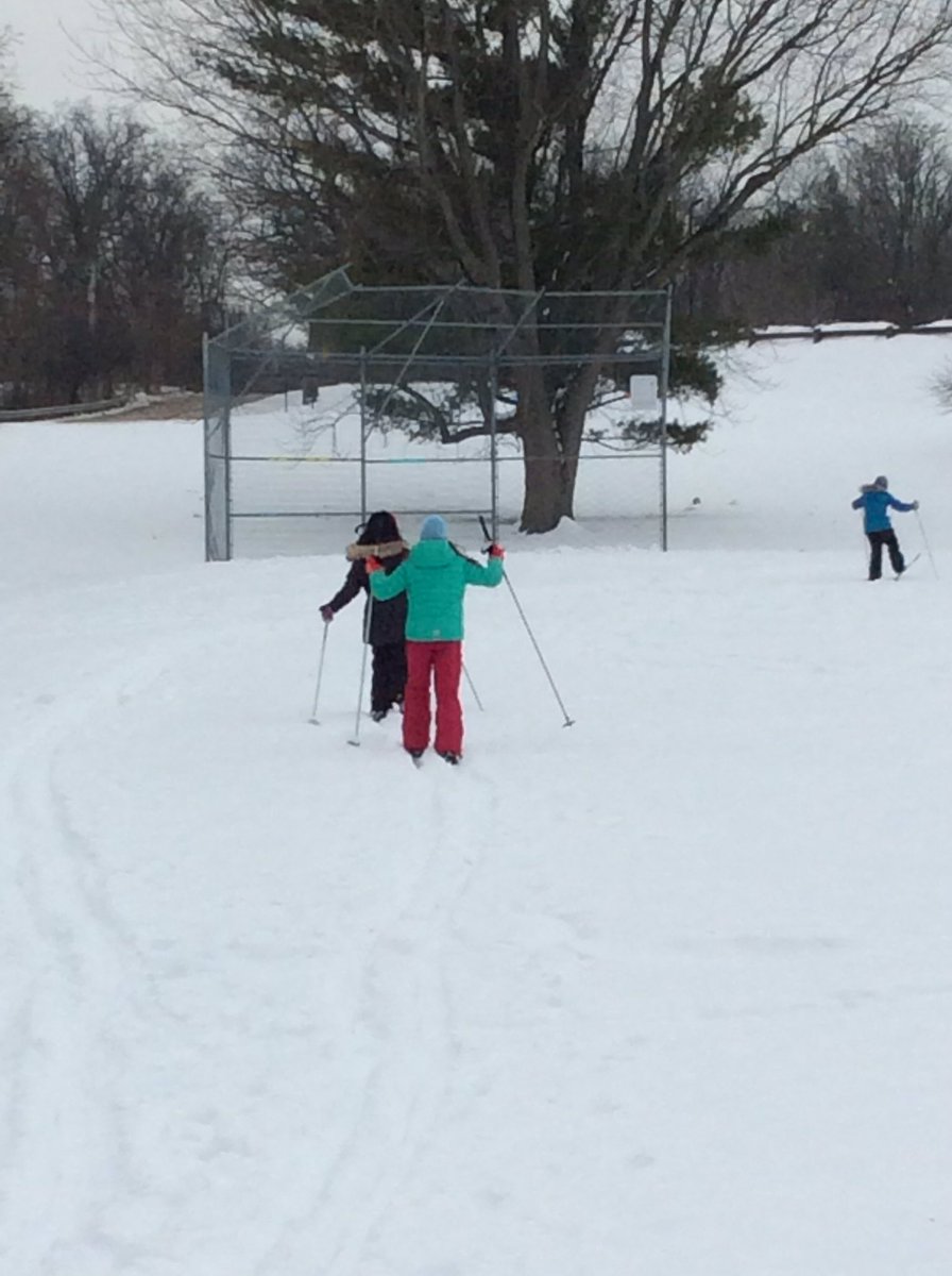 kolitsas tweet media