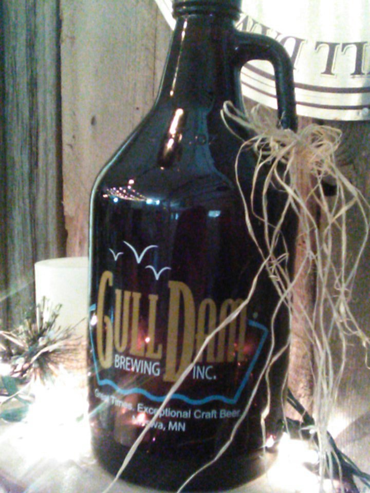 GullDamKate's tweet photo. Holiday parties are better with a Gull Dam Beer. Buy/fill one growler get one half off today @GullDamBrewing   #HappyHolidays https://t.co/MMODAHmX5x