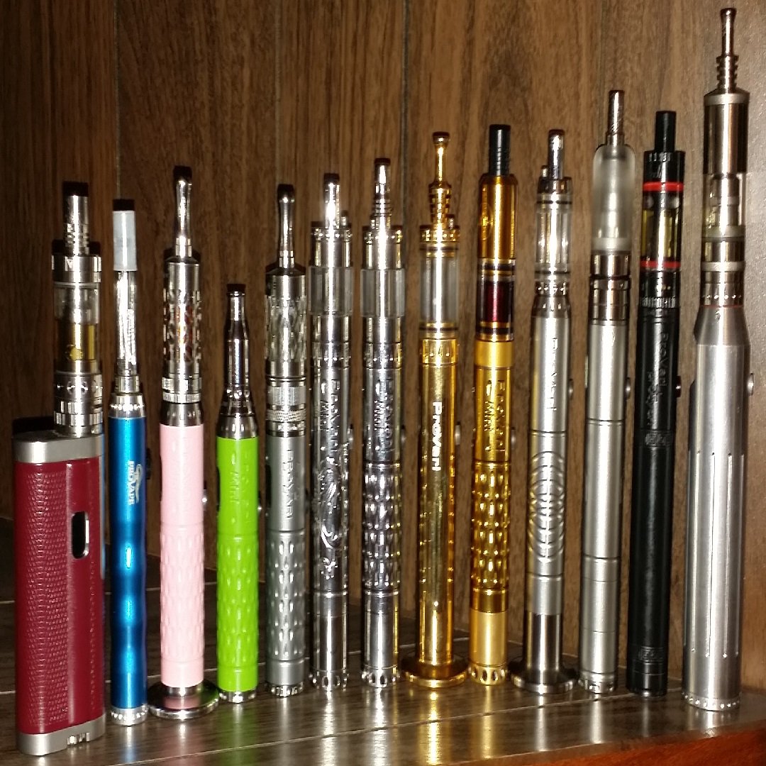 BlStone68's tweet photo. My ProVape Family #VapeProVari https://t.co/3t7hkXh3pq