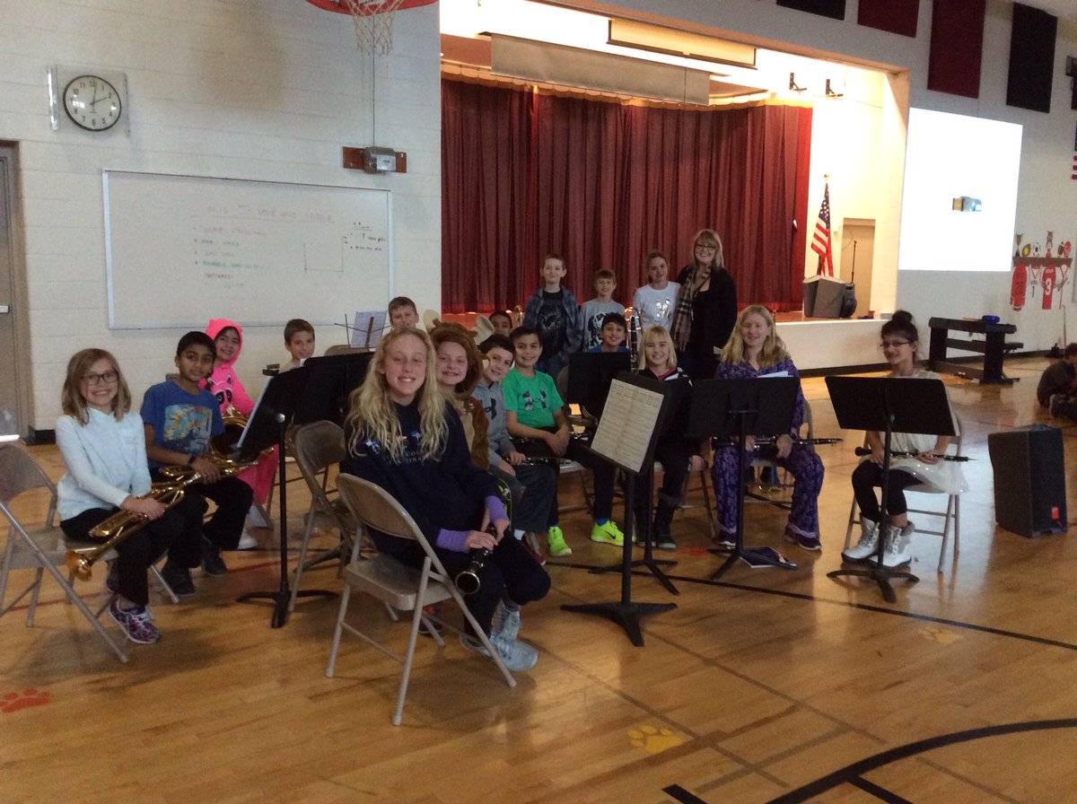 Barrington School District 220 Bands tweet media