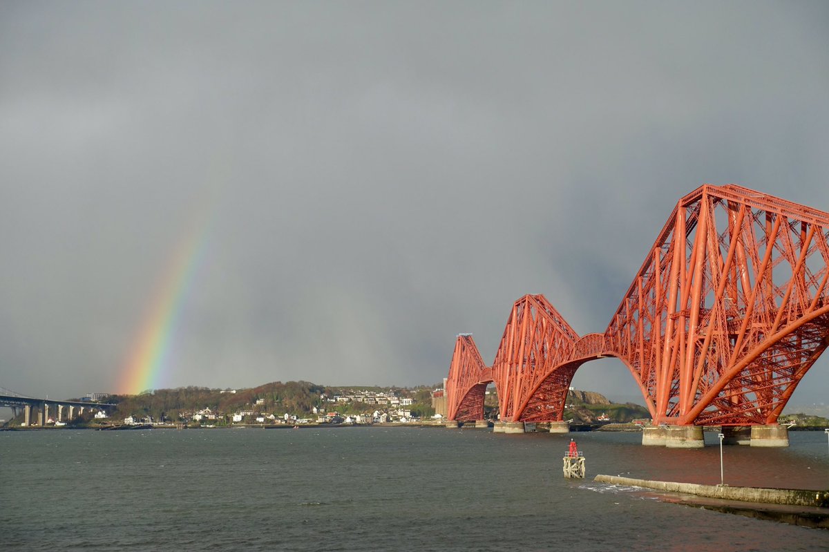 Forth Bridge (@forth_r_bridge) on Twitter photo 