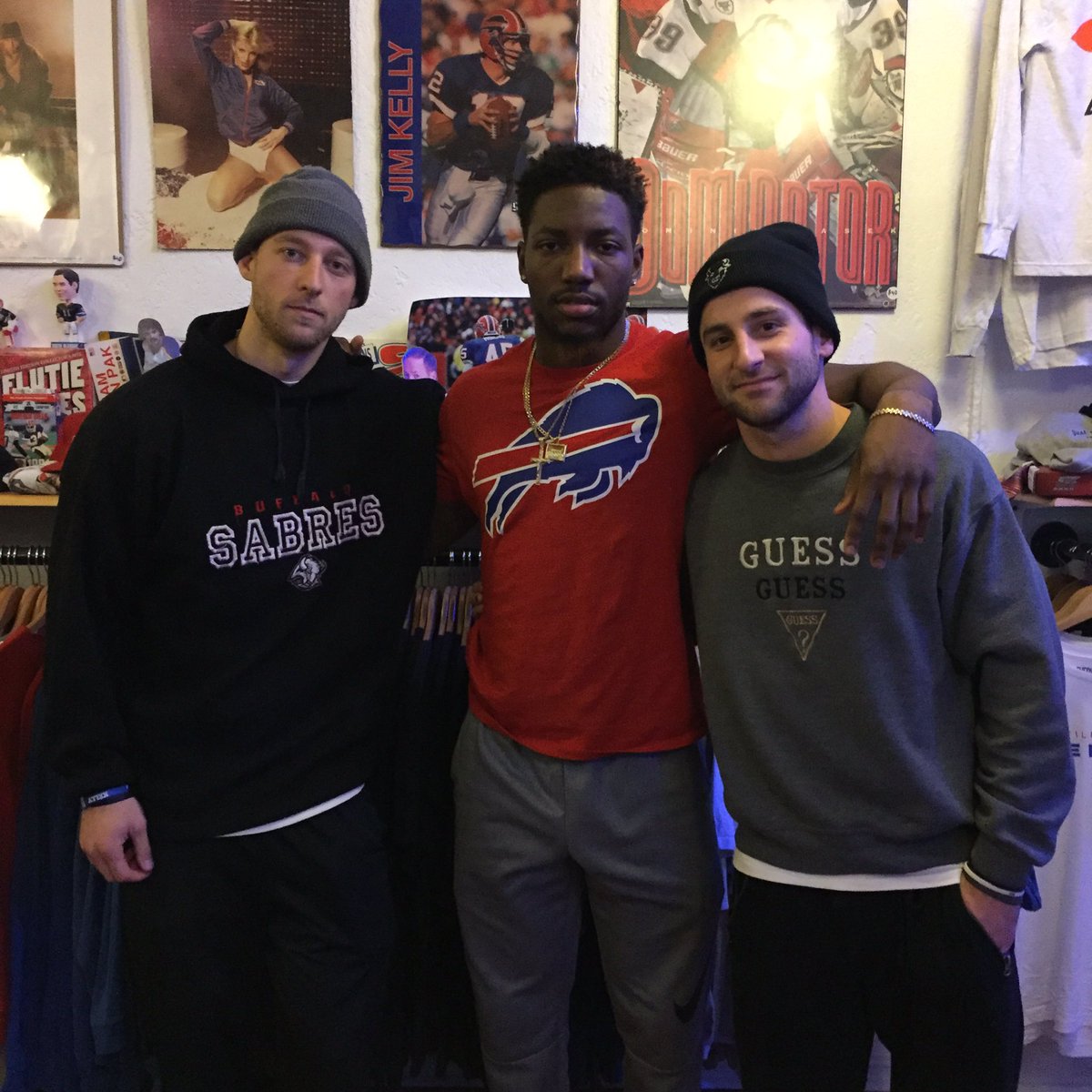 bflocloset's tweet photo. Appreciate the homie @KevonSeymour for coming through!!!! https://t.co/r4r7473bMw
