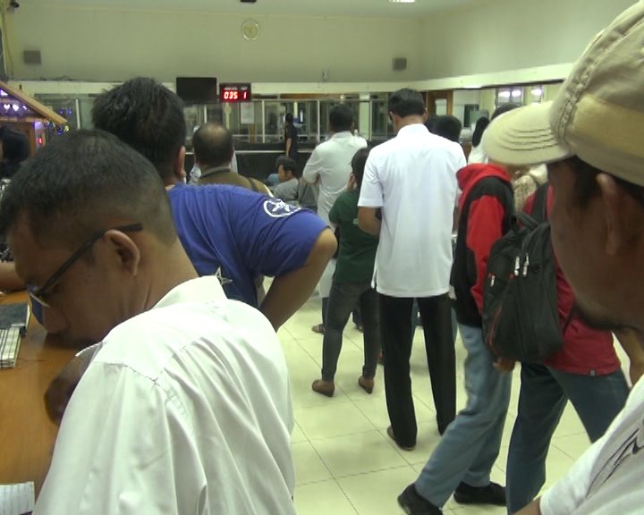 Tukar Uang Baru, Kantor BI Perwakilan Sultra Diserbu Warga