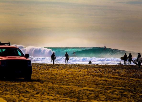 TheSurfChannel's tweet photo. Newport looking picture perfect! 📷: @ml_image https://t.co/SVno7gNfSZ