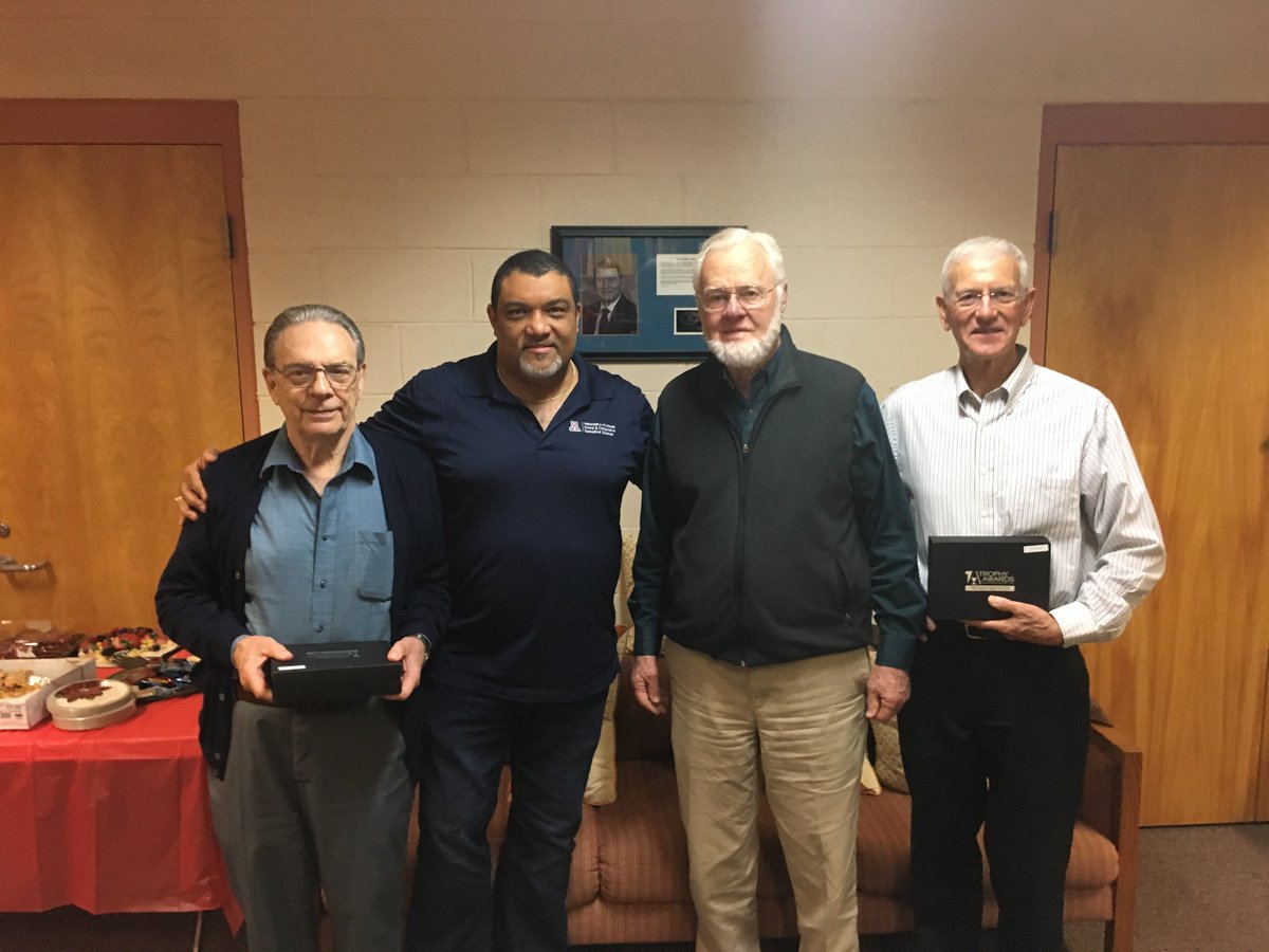 uasacbs's tweet photo. With great appreciation for their dedication and commitment to SACBS, we congratulate Drs. Robert Glock, Carlos Reggiardo and John Schmitz. https://t.co/hxUqUZU9uK