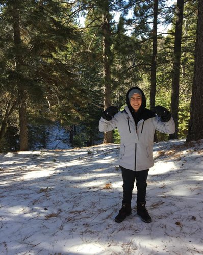 m_magazine's tweet photo. Yay, it's the #FirstDayofWinter! Get some inspo from your fave celebs like @Isaakpresley all bundled up ☃️❄️ >> https://t.co/0d8leoAtKN https://t.co/hYXfPTFu4I