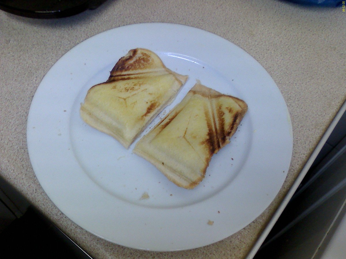 mani37's tweet photo. kids love eating cheese on it’s own. We had cheese toasties, the kids loved them. #triedforfree #triedforless. https://t.co/hQICHd5DZk