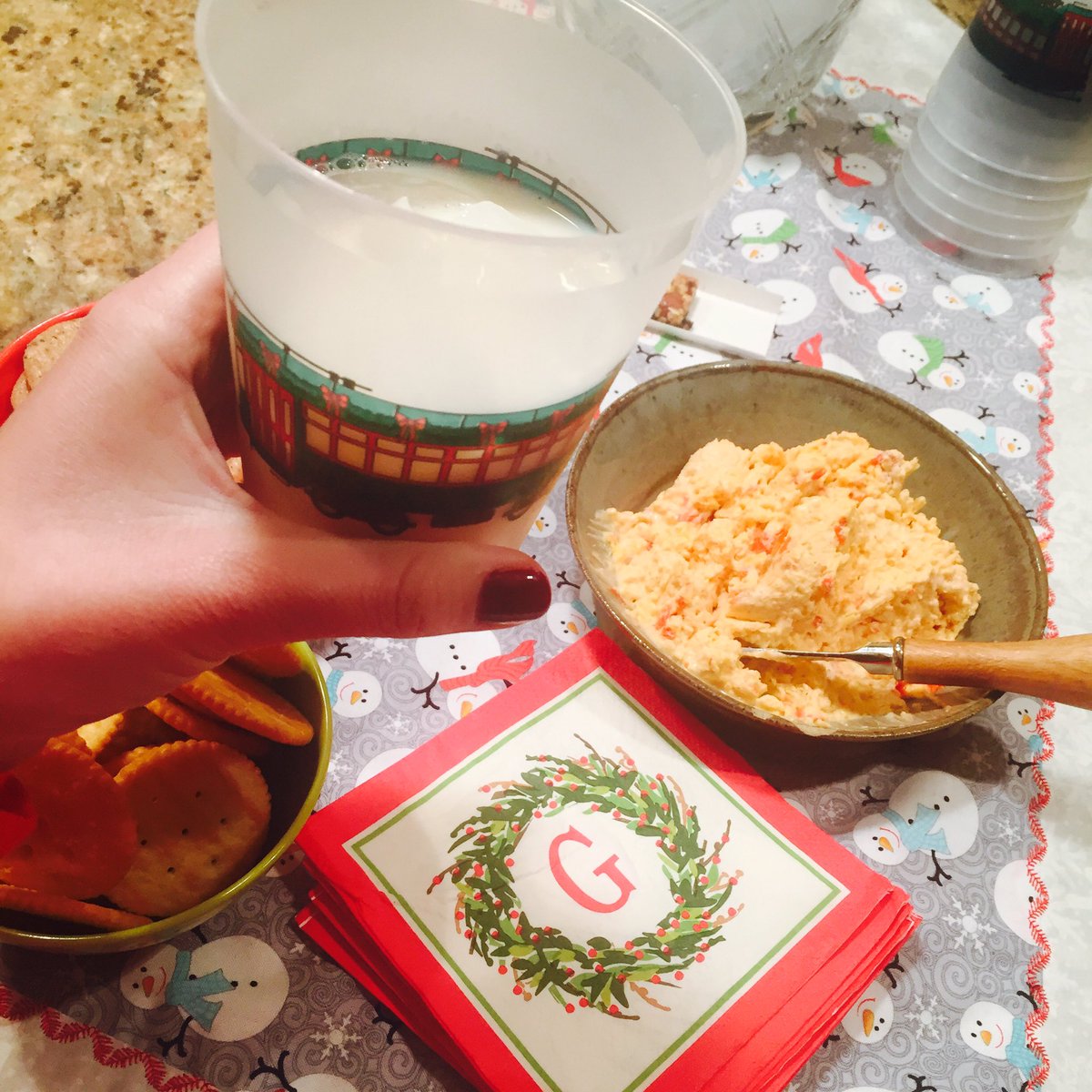 meggydhoe's tweet photo. Kicking off @simoneink Christmas party w some @Brennansnola #milkpunch! @MeganEMalloy https://t.co/Y9B6dYn8a6