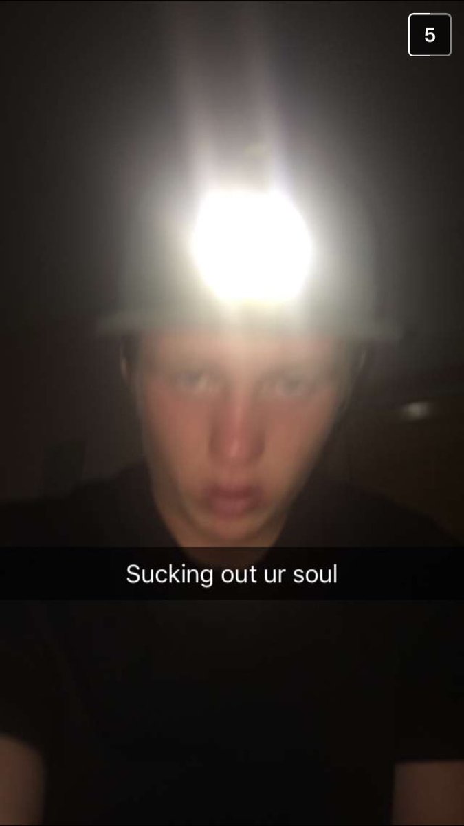 JakeSchow's tweet image. Happy birthday to this boi of mine! Happy birthday #tinyhands @kc_buck48