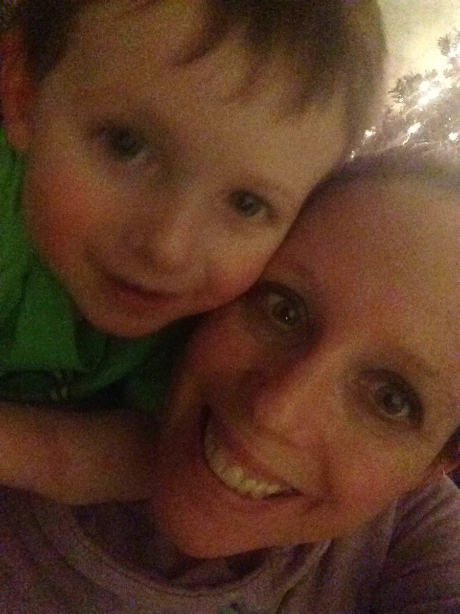 HeetherYates's tweet photo. @merchantofshite 1st time since pre-Charlie. Too long!!! https://t.co/noIWQVDmC3