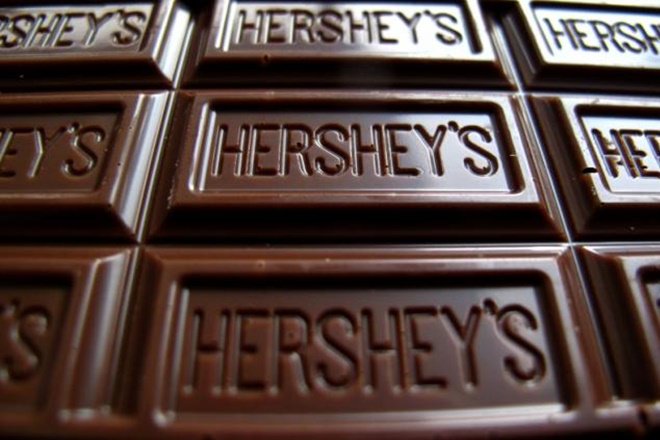 FinancialXpress's tweet image. #Hershey names #MicheleBuck as next CEO of #candymaker financialexpress.com/industry/hersh…