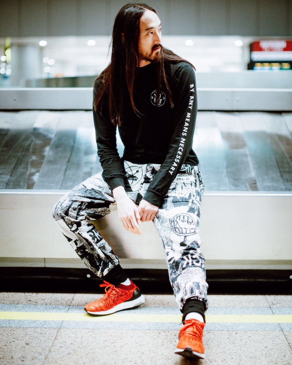 Where u off to for the holidays?? I'm coming home to Vegas for mine 🎄 🎁 🎅🏻🤶🏾 https://t.co/FEgn0FBDp0