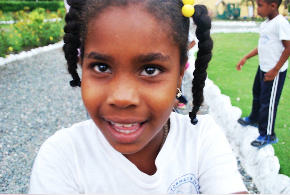 DominicanFound tweet picture