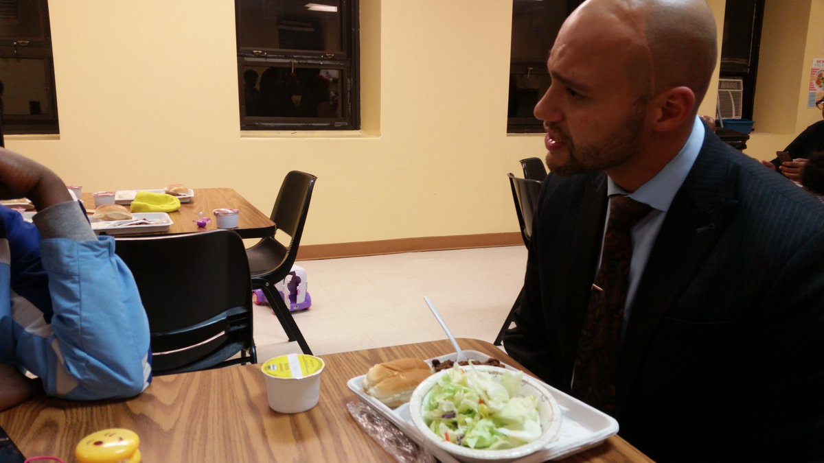 Robert White tweet media