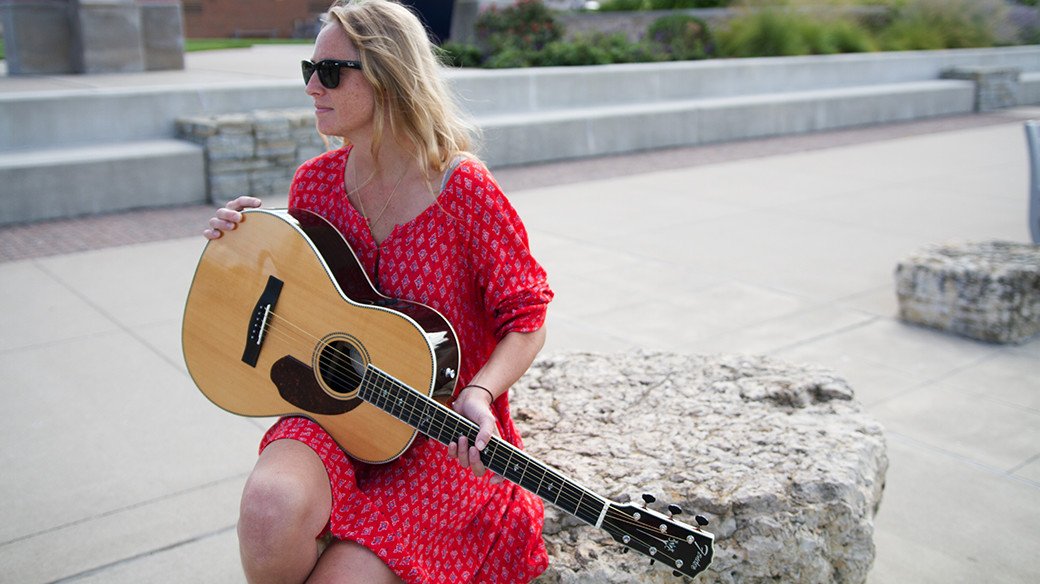 StephanieFetzer's tweet photo. .@lissiemusic shares stories of a small town with lots of love. Her @StateFarm #ArtistStories is out now! https://t.co/bGFyF1Grbu https://t.co/FR8XTztBFq