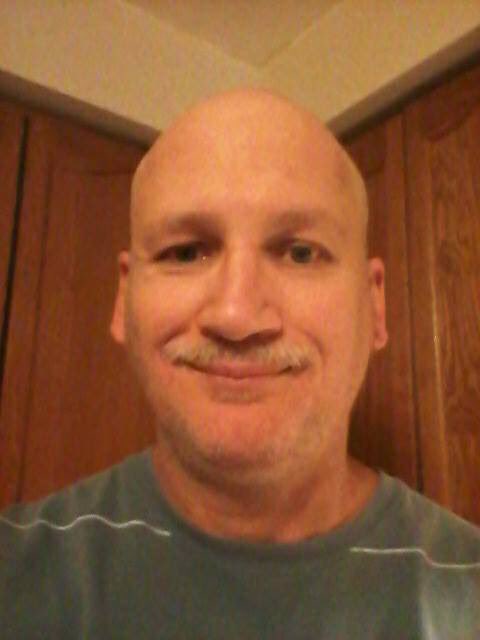 Slade2Rick's tweet image. Does this shirt make me look bald ?