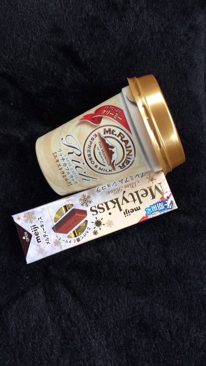 missingpiece594's tweet photo. 仕事いくぞ（笑）
アルティメットウィンターセール!
#寒い
#仕事だるい https://t.co/pvP2kflwEf