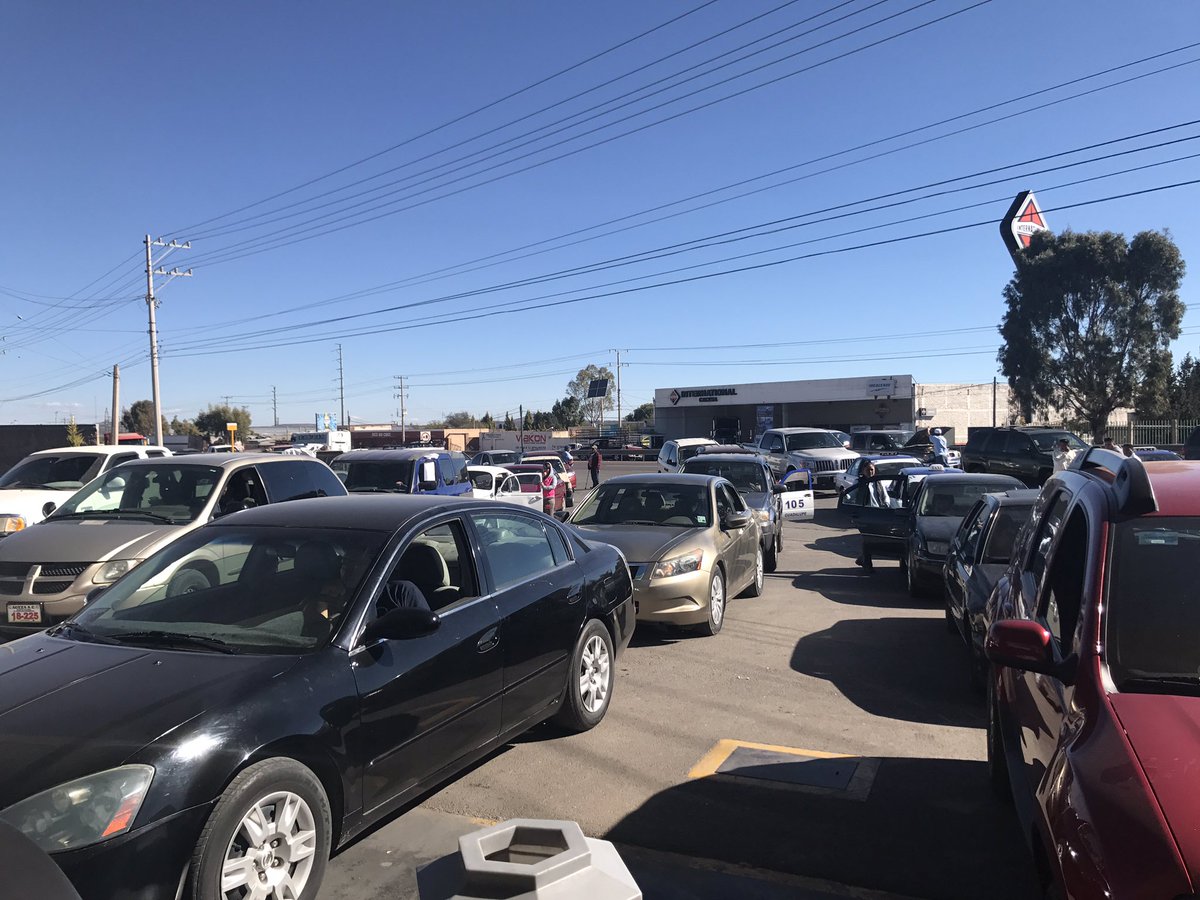 danielnavad's tweet image. Desabasto de Gasolina en Zacatecas. Tomen sus precauciones