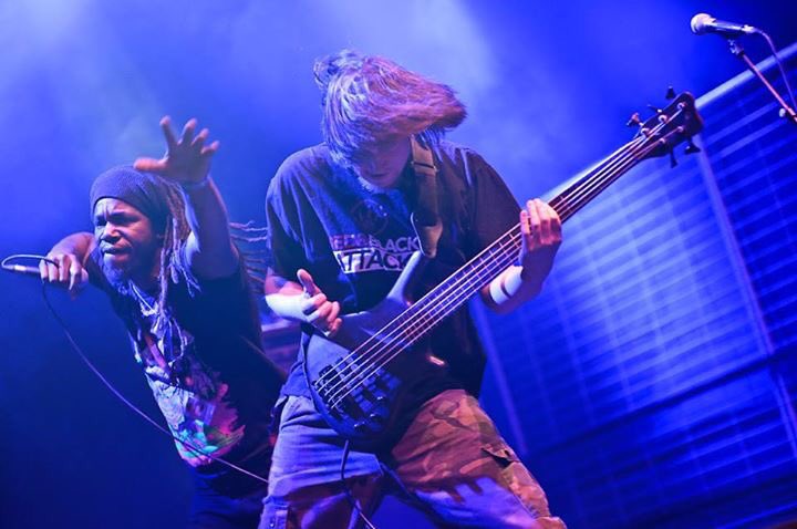 ZEROSCAPE's tweet photo. Some fresh photos from when we played  @HelMetalMeeting https://t.co/vxGFPoTxhl