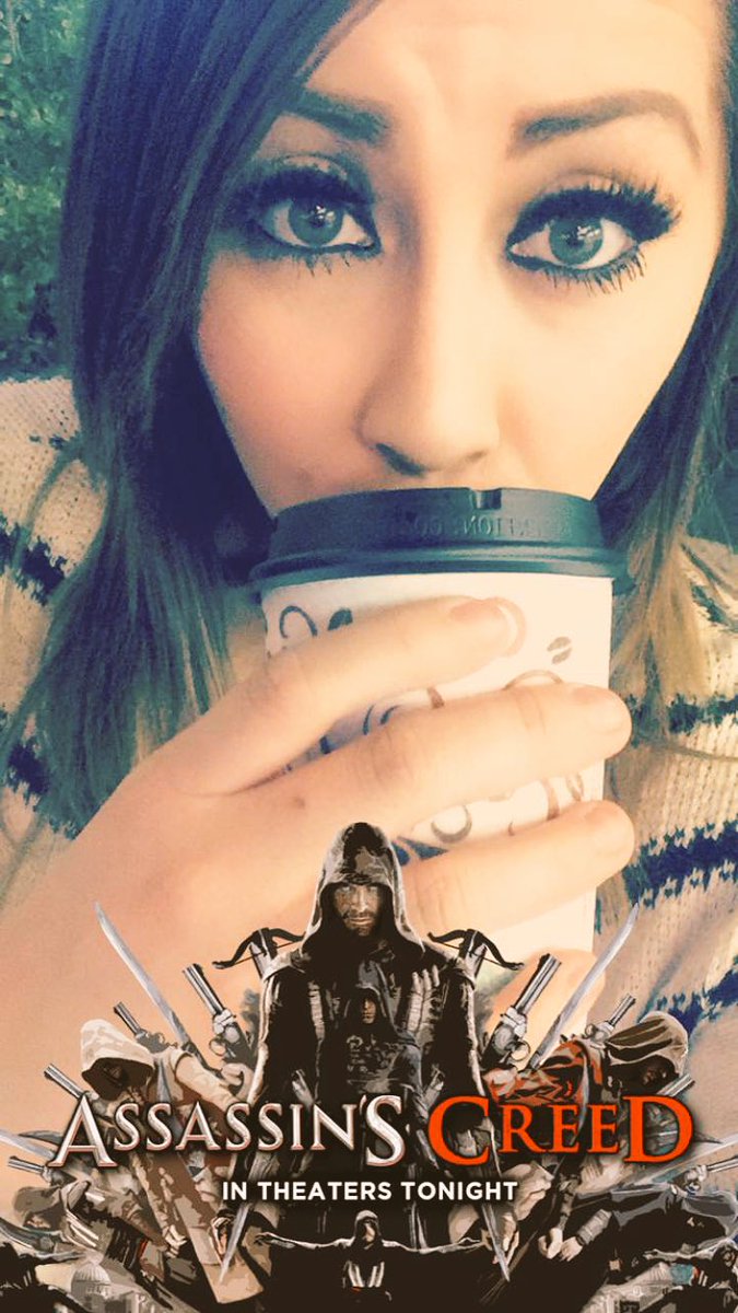 heyitsashlyg's tweet photo. Saw assassins creed last night... I give it 👍🏼👍🏼 #exgamer #nerdingout https://t.co/6PxdjOrOkZ