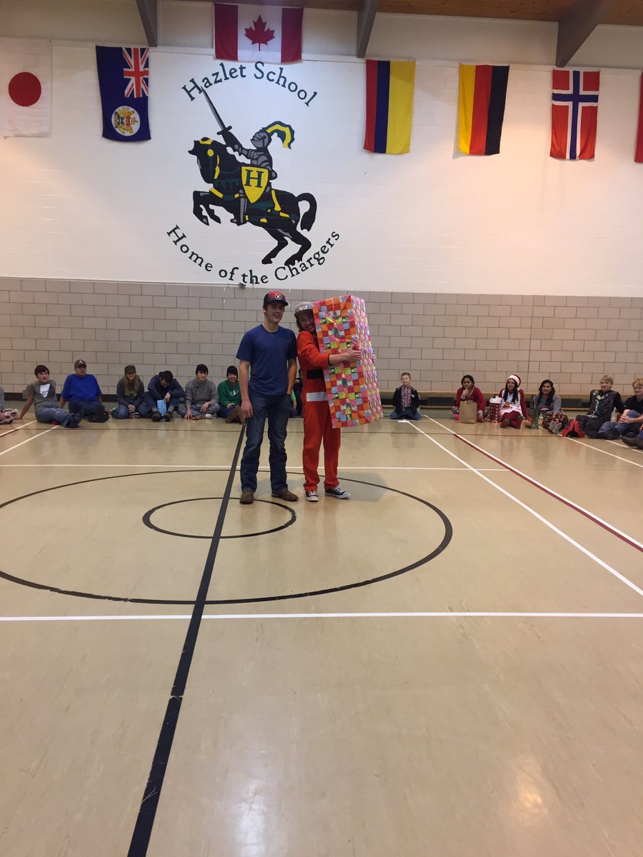 hazletschool1's tweet photo. School wide potluck+Secret Santa reveal+dance presentation by the kids dance group=great last day before holidays!!  Merry Christmas!! https://t.co/1FwmXzVUk1