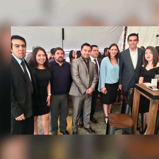 LailaChemor's tweet photo. Un orgullo pertenecer a @SE_mx @INADEM_SE #SuperJefes @ildefonsogv @EnriqueJacobR #GranEquipo #DGPDPE https://t.co/GUXAqonFIM