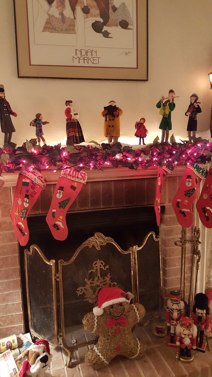 MARTHASELLWOOD's tweet image. Christmas 2016