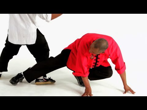 ShaolinHQ's tweet photo. #shaolin How to Do Sweep of 18 Hands Techniques | Shaolin Kung Fu - https://t.co/QUYLbDNYiU #RT #Retweet https://t.co/hKrED6aaFW