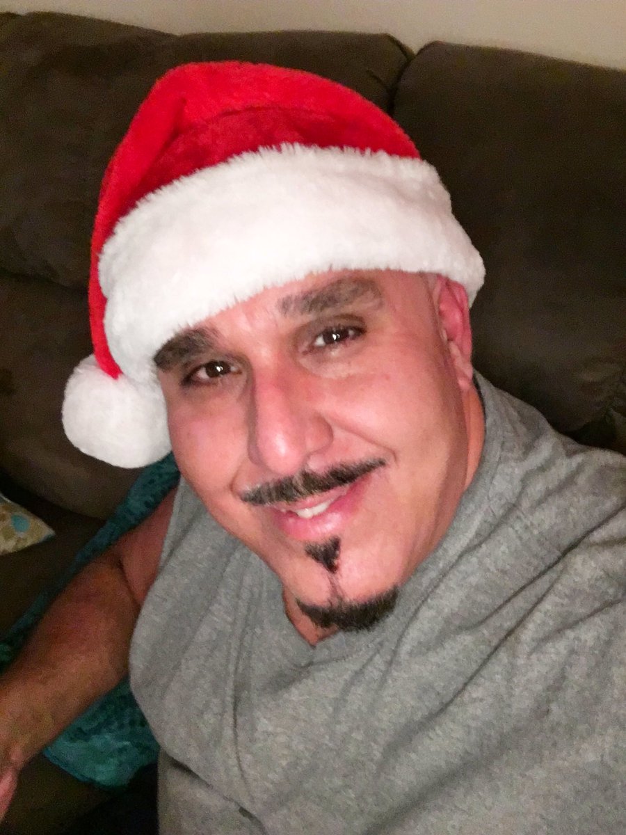 Wheelslive's tweet photo. Merry Christmas to all my fans! Enjoy the holidays, eat, laugh, love, stay healthy! #christmas #xmas #merryxmas #comedy #wheelslive https://t.co/GEXWlFRqTY
