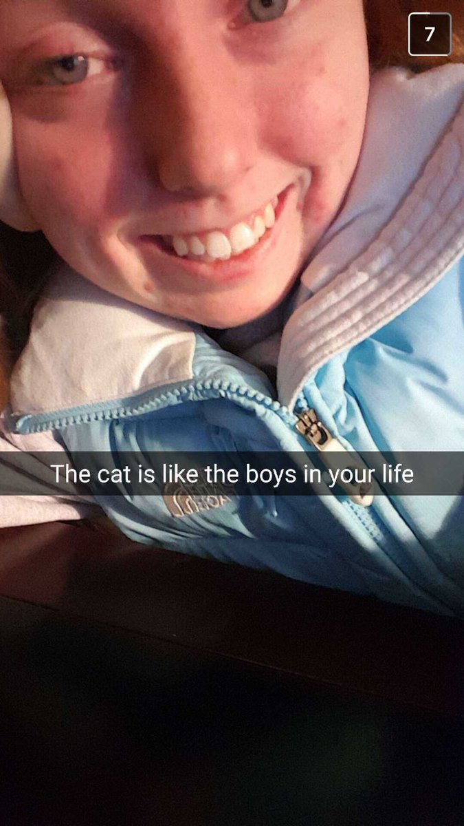 kaylm12's tweet photo. I just snap chatted @aweissinger98 a vid of my cat running away from me and she sends me this #kindasalty #buttruetho https://t.co/w1q0X48vin