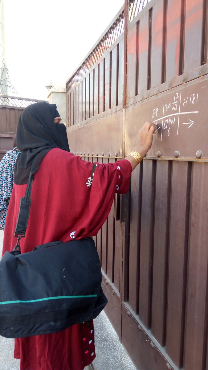 PakFightsPolio's tweet photo. “I reach out to all people in my Union Council to raise awareness about the importance of vaccination: Sehat Muhafiz from #Peshawar #KPK https://t.co/jMoCYHhQ9i