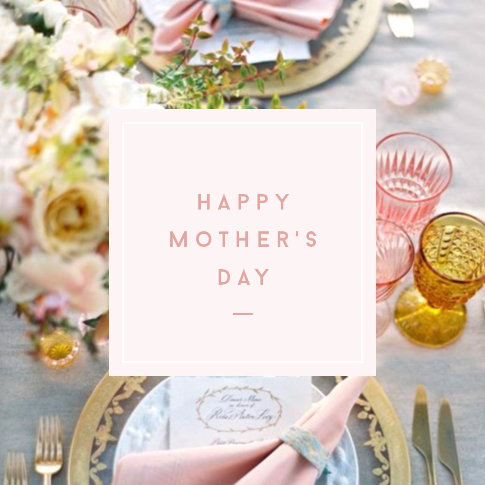 Selamat Hari Ibu untuk para Ibu semua! Cek website kita sekarang juga untuk berbagai promo menarik di hari Ibu!