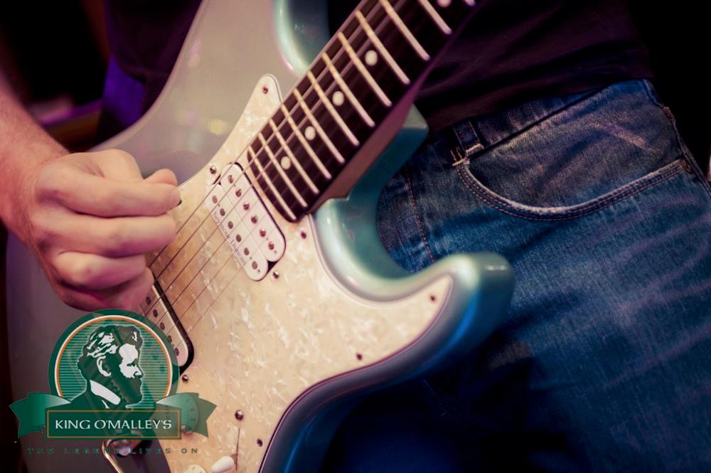 This week's bands:

Thurs - Adam &amp; Ash
Fri arvo - Bill Olsen
Fri night - Heuristic
Sat - Chicago Charles &amp; Danger Dave

Merry Christmas all!