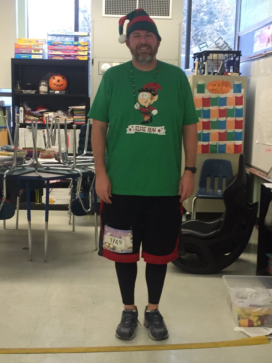jobrown514's tweet photo. #WorkoutWednesday and my kids thought I was crazy wearing shorts to school #washingtonsps5 #elfierun https://t.co/eqMoU6LyiQ