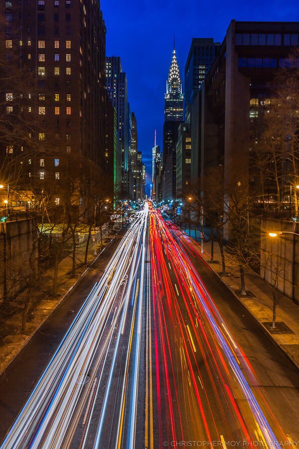 cmoy323's tweet photo. #tudorecity #42ndstreet #chryslerbuilding #teamcanon #nyc #newyorkcity #longexposure #bluehour #cityscape https://t.co/ytpQMwYdcg