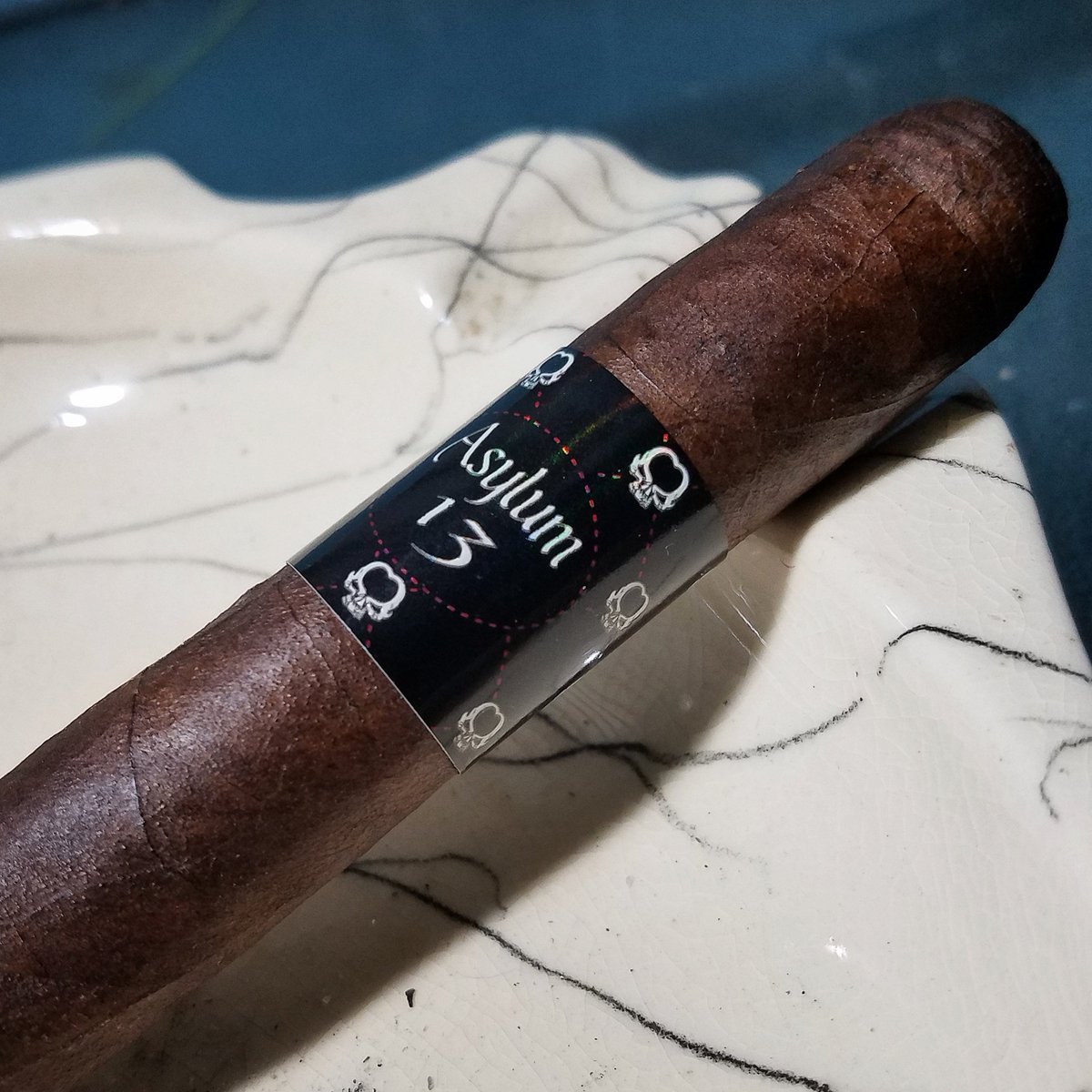 CigarSaveur's tweet image. Tonight calls for something stout.  Asylum 13 it is!

#CigarSaveur #AllPremium #CigaroftheMonthClub