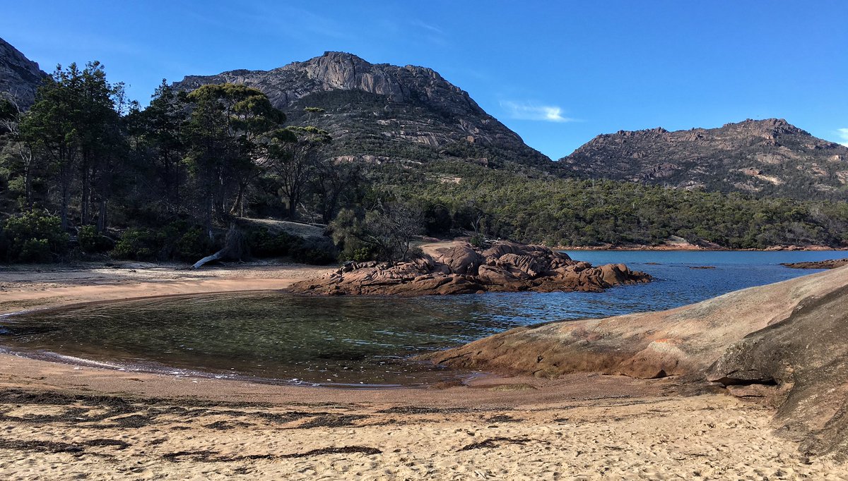 stevedavies69's tweet photo. #colesbay #tasmania #rarified https://t.co/tcQBSpuiqo