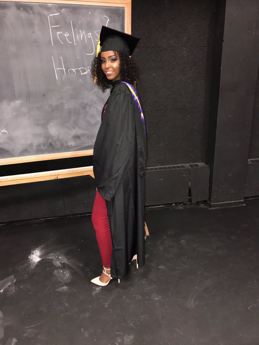 fartun_12's tweet photo. My awkward pose #2016Graduate https://t.co/T5jOoTiOUS