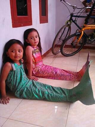 putriya89431539's tweet photo. @SCTV_
#FanFastMIL
@MIL2DUNIA
Keponakan lucu jadi mermaid cilik...lucu kan.. https://t.co/6CPZQwTxe0