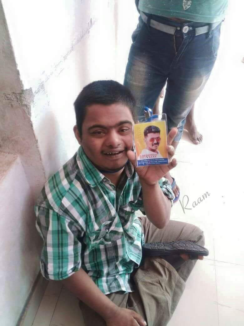 MrMarmaYogi's tweet image. அளவற்ற அன்புக்கு இந்த புகைப்படமே எடுத்துக்காட்டு..!! That Smile #Priceless