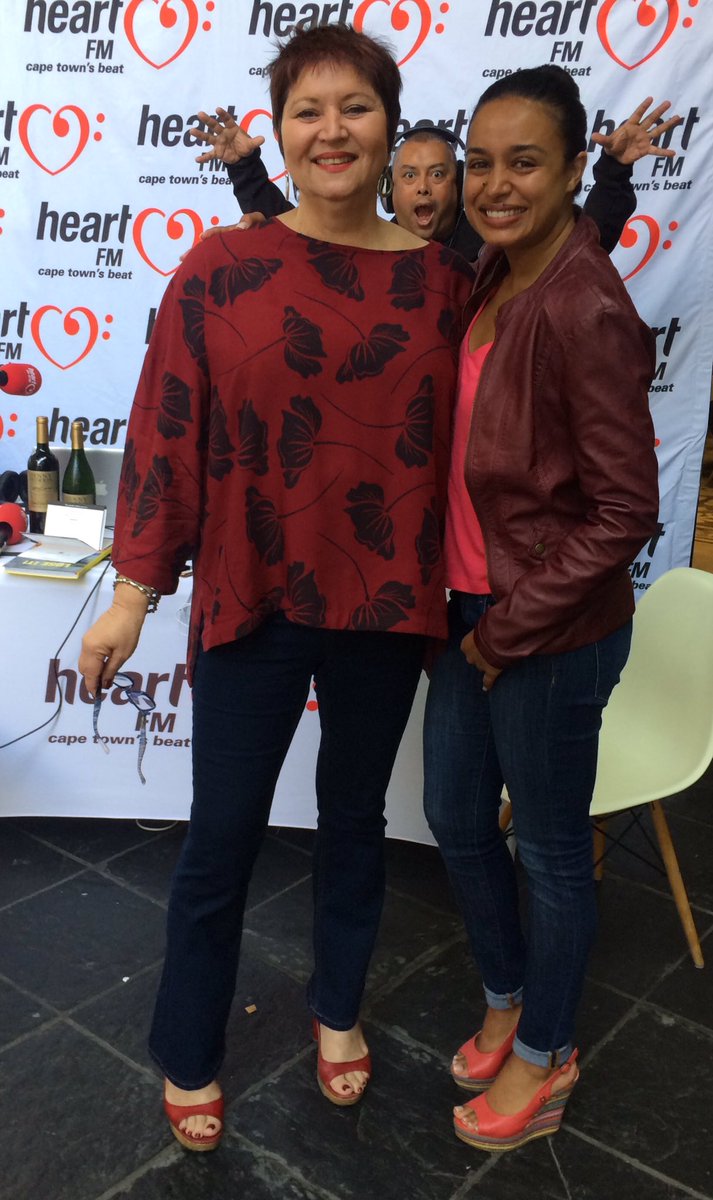 Dis hoe 'n oggend moet begin! Met <a href="/JennyMorrisChef/">Jenny Morris®</a> by <a href="/YumciousCafe/">Yumcious</a> - o ja en <a href="/adenthomas/">Aden Thomas</a> ook! <a href="/Heart1049FM/">Heart FM</a>