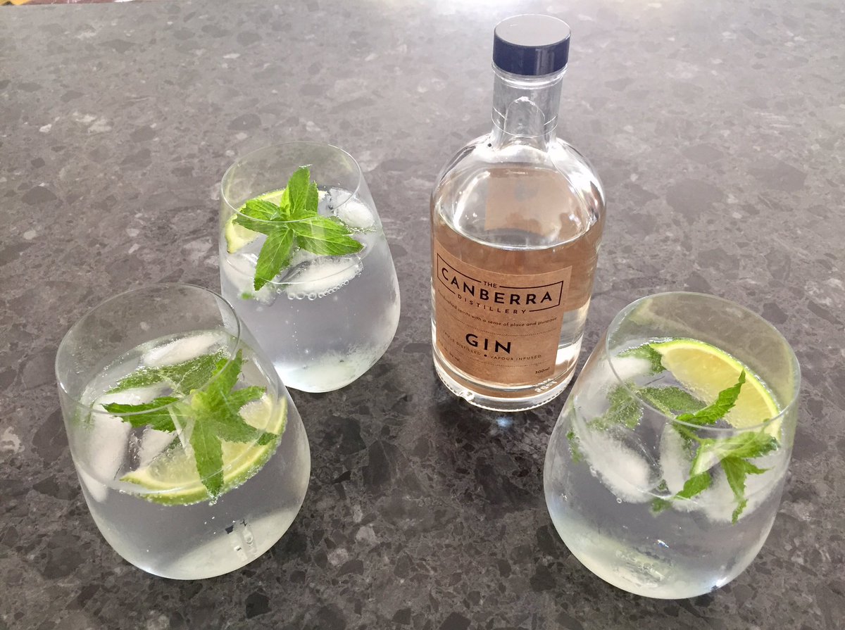 Salthorse's tweet photo. It's gin o'clock @thecanberradistillery chin-chin #christmas #canberradistillery https://t.co/648vWbBQh9