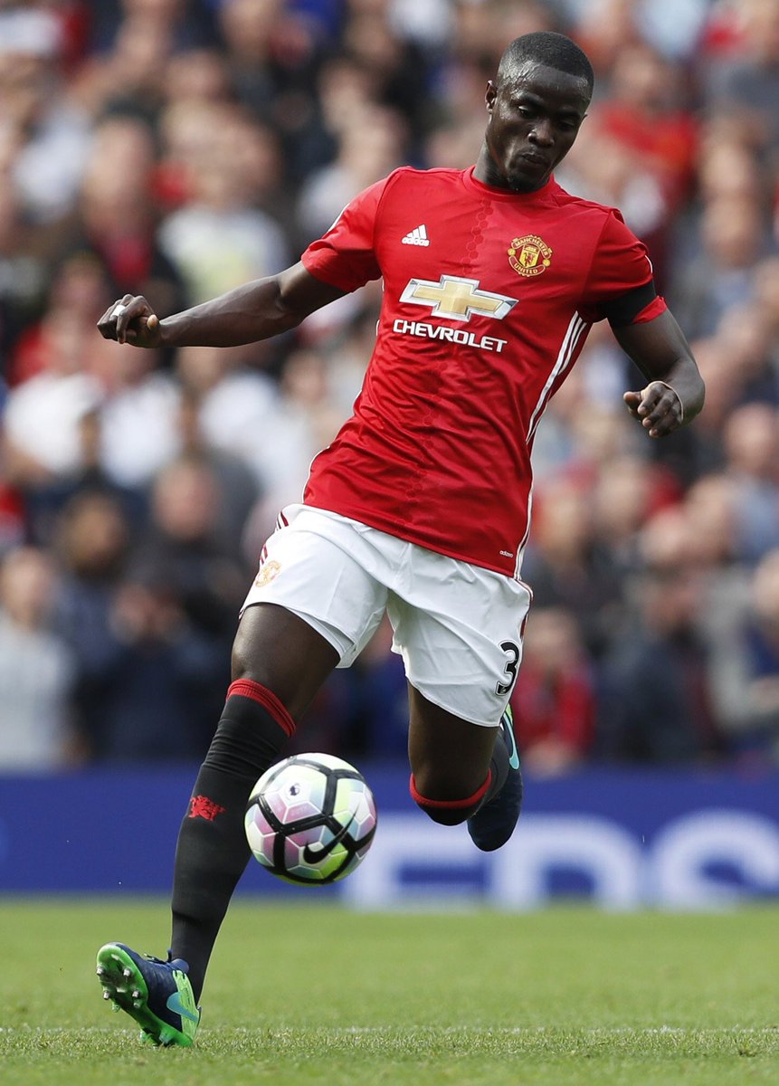 BattleIt_Out's tweet photo. Who would you rather have in your team?
RT- Matip
LIKE- Bailly
#LFC #MUFC https://t.co/FKmHc2hHjR