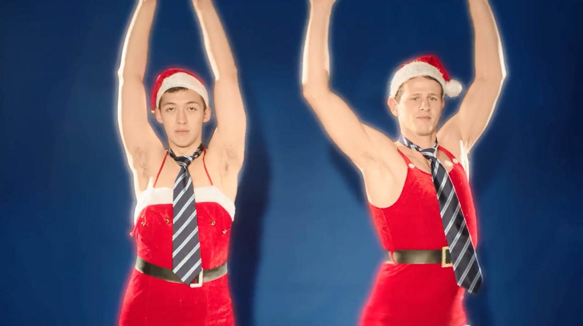 THE boys in blue are back with their Christmas charity single. #oxford #charity  ow.ly/cJsJ307ikgv